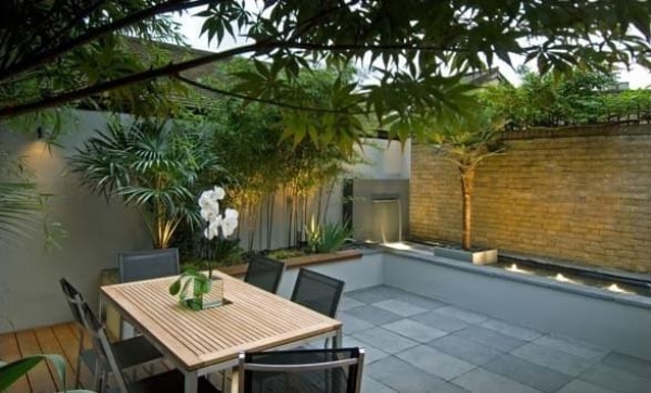 现代简约风格：园林景观设计的创新与挑战